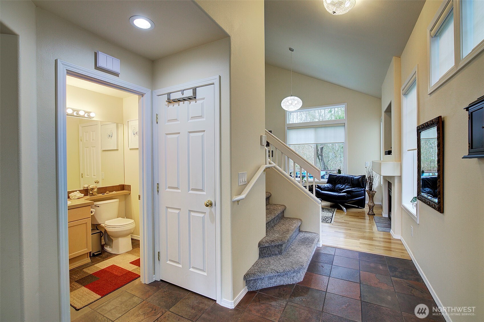 579 Elma Avenue Property Photo 21