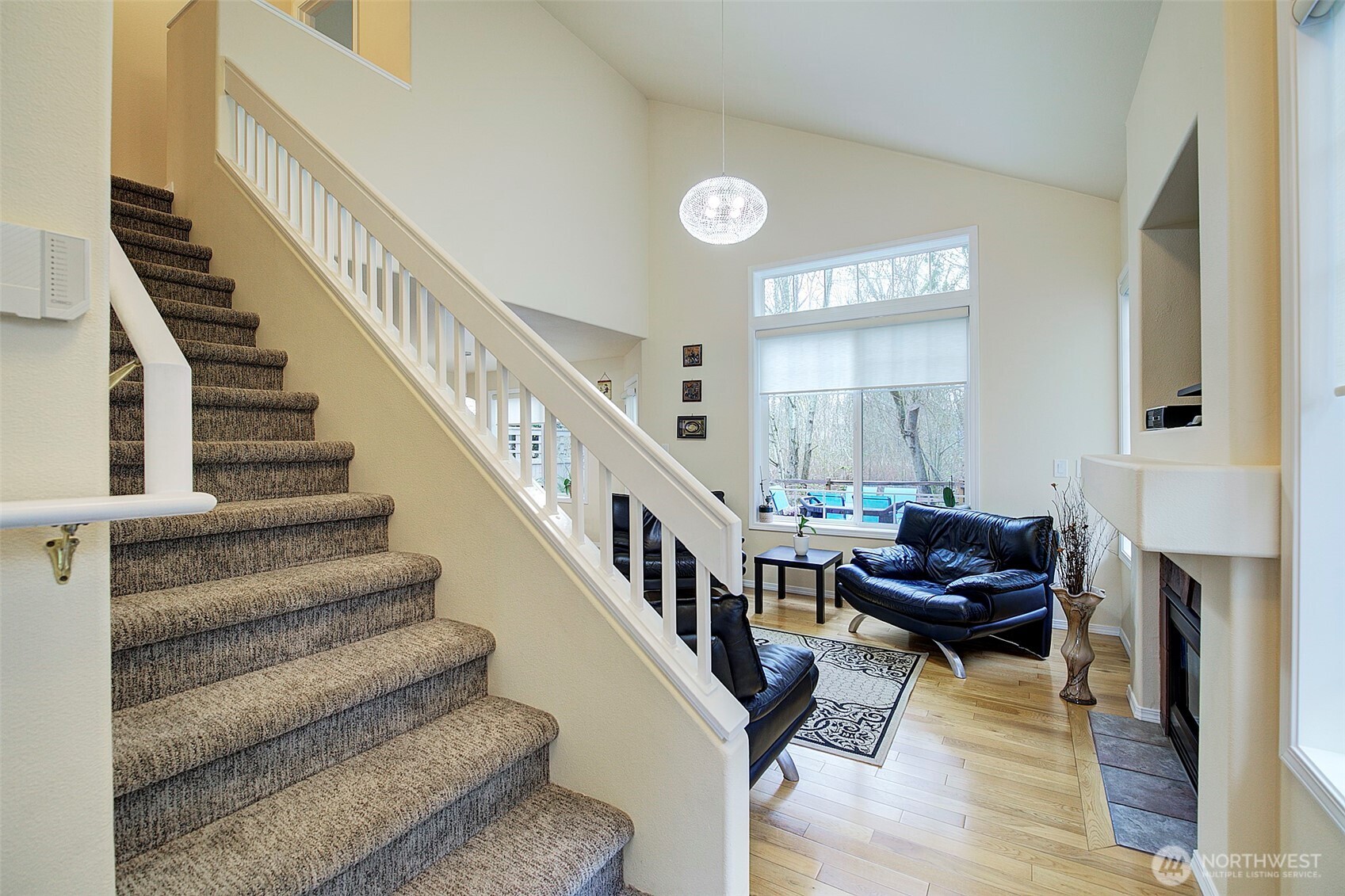 579 Elma Avenue Property Photo 23