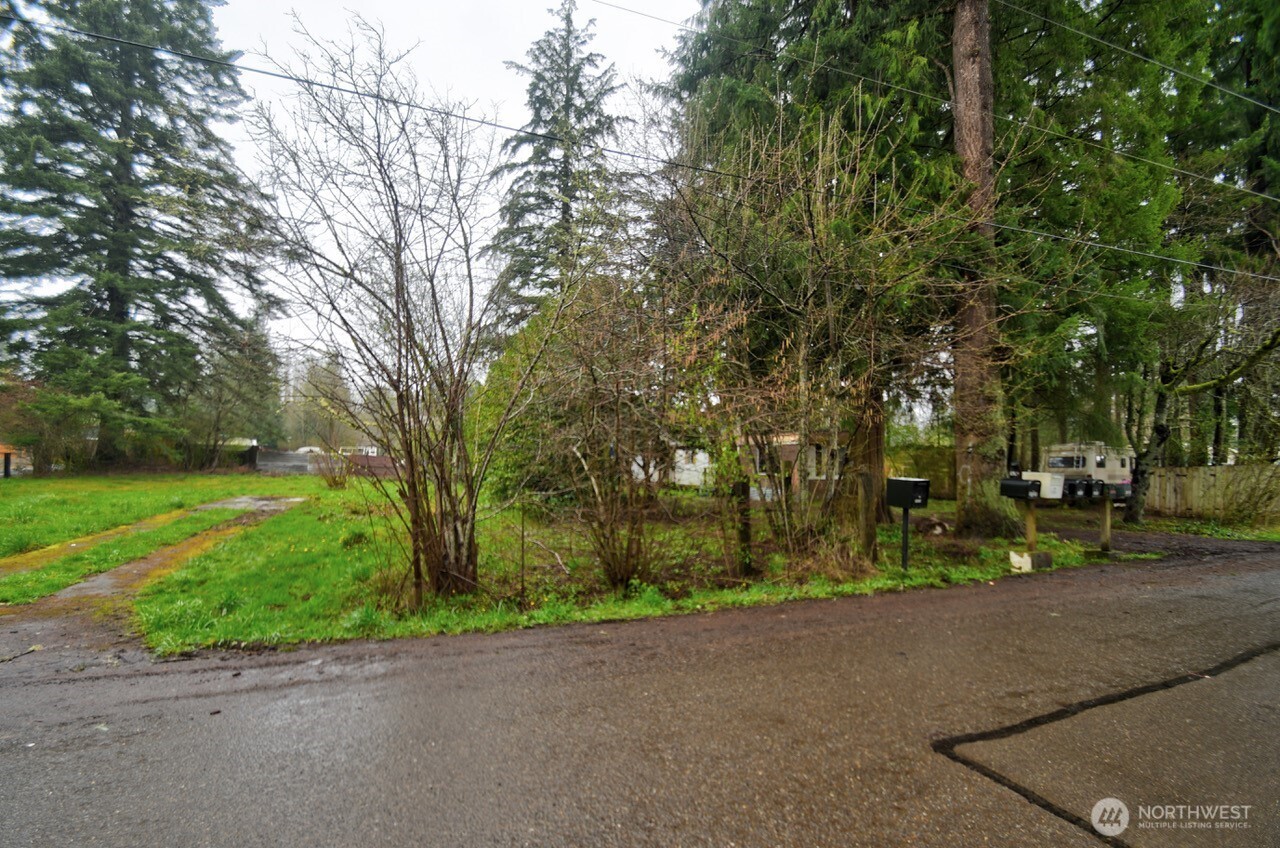 3220 80th Avenue Property Photo 3