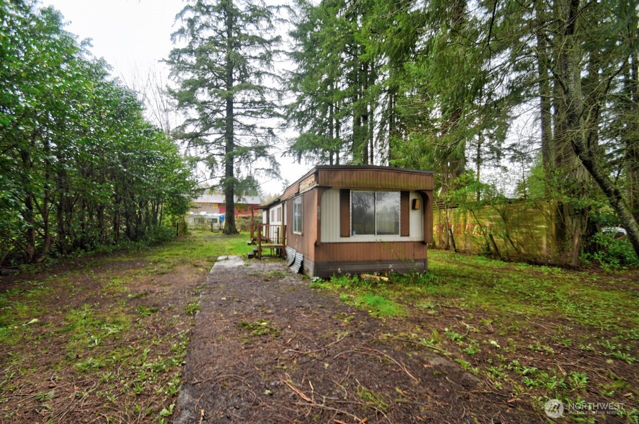 3220 80th Avenue Property Photo 5