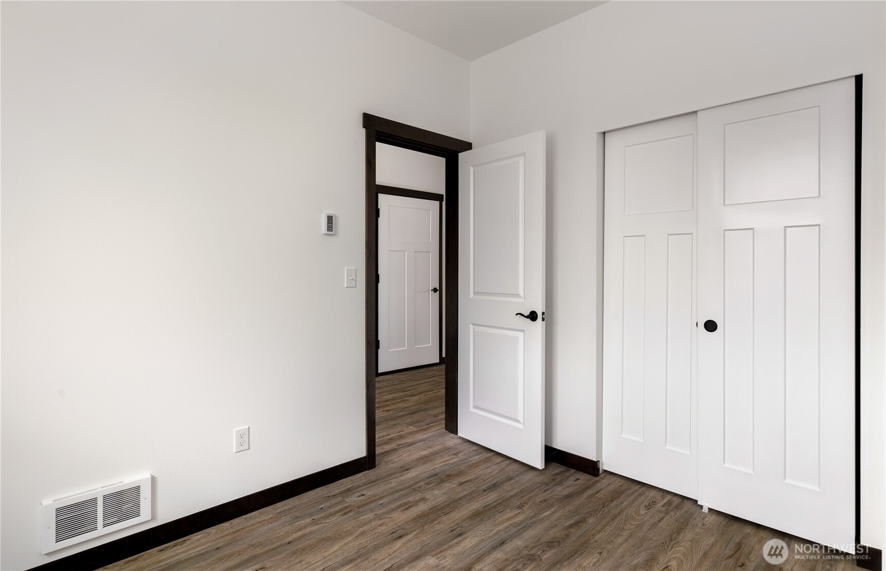 758 Nw Shire Street Property Photo 24