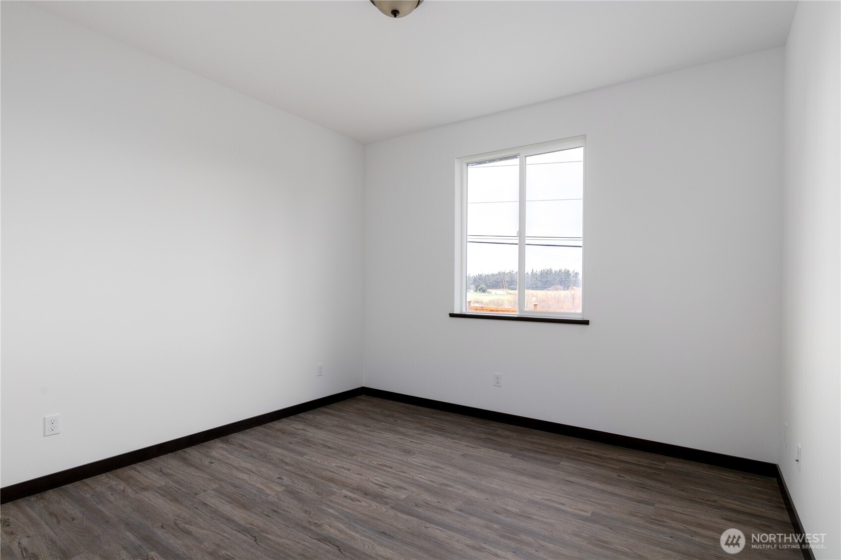 758 Nw Shire Street Property Photo 28