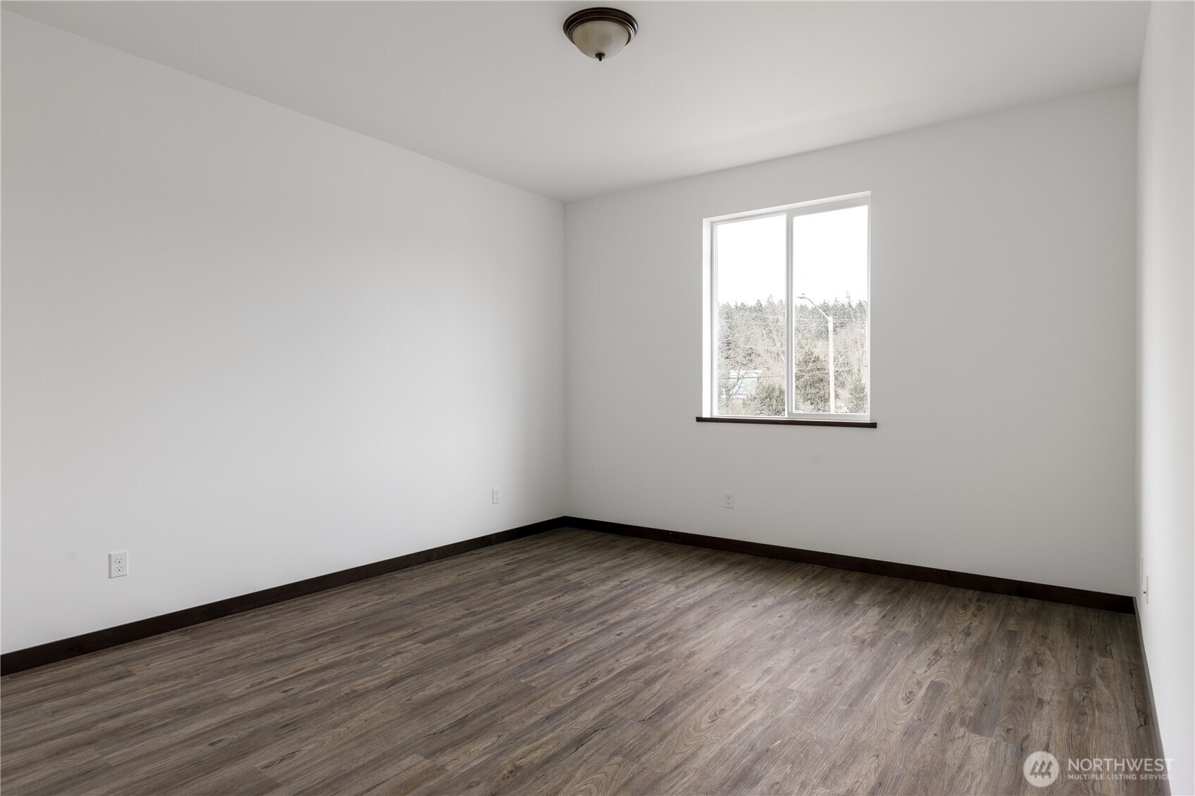 758 Nw Shire Street Property Photo 30