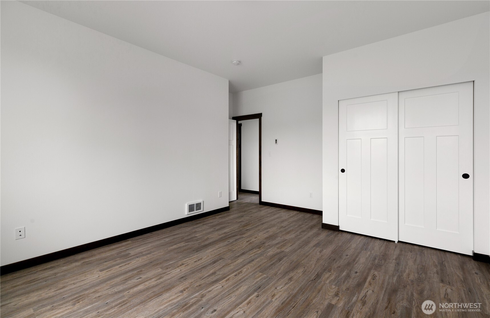 758 Nw Shire Street Property Photo 31