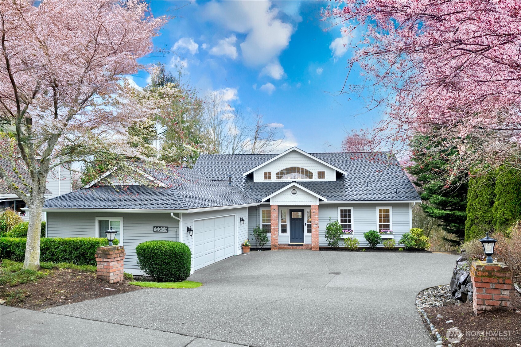 Inglemoor Hs Real Estate Listings Main Image