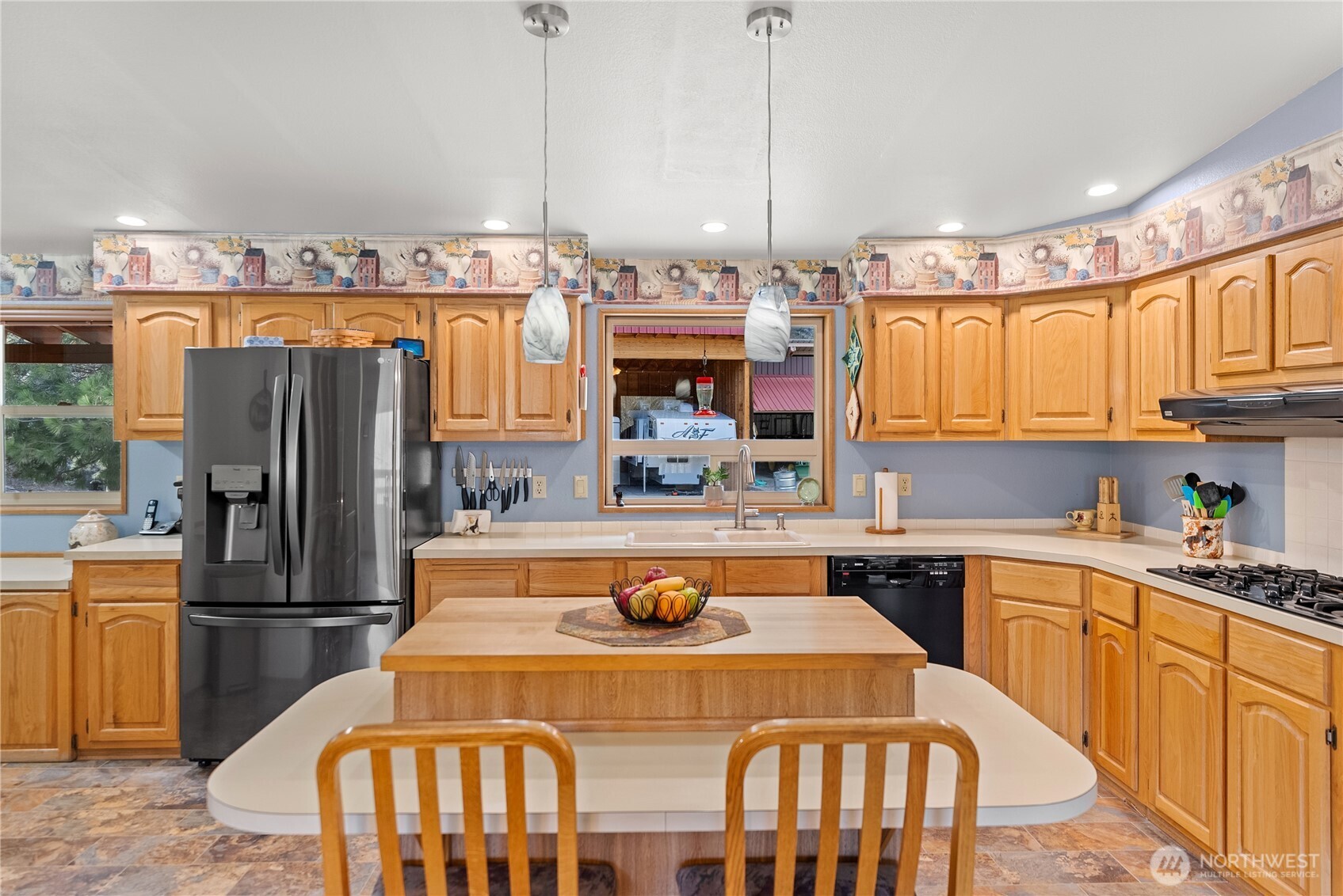 1027 Twisp River Road Property Photo 6