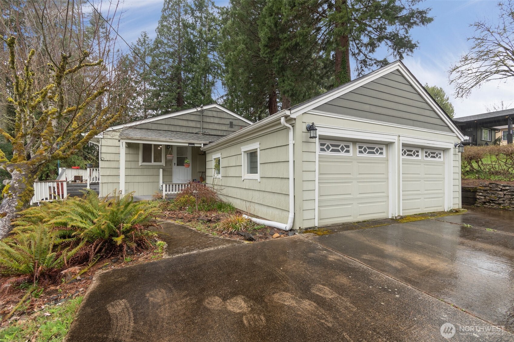 111 N Crescent Drive Property Photo