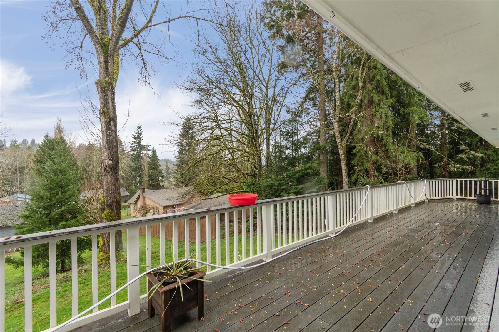 111 N Crescent Drive Property Photo 3