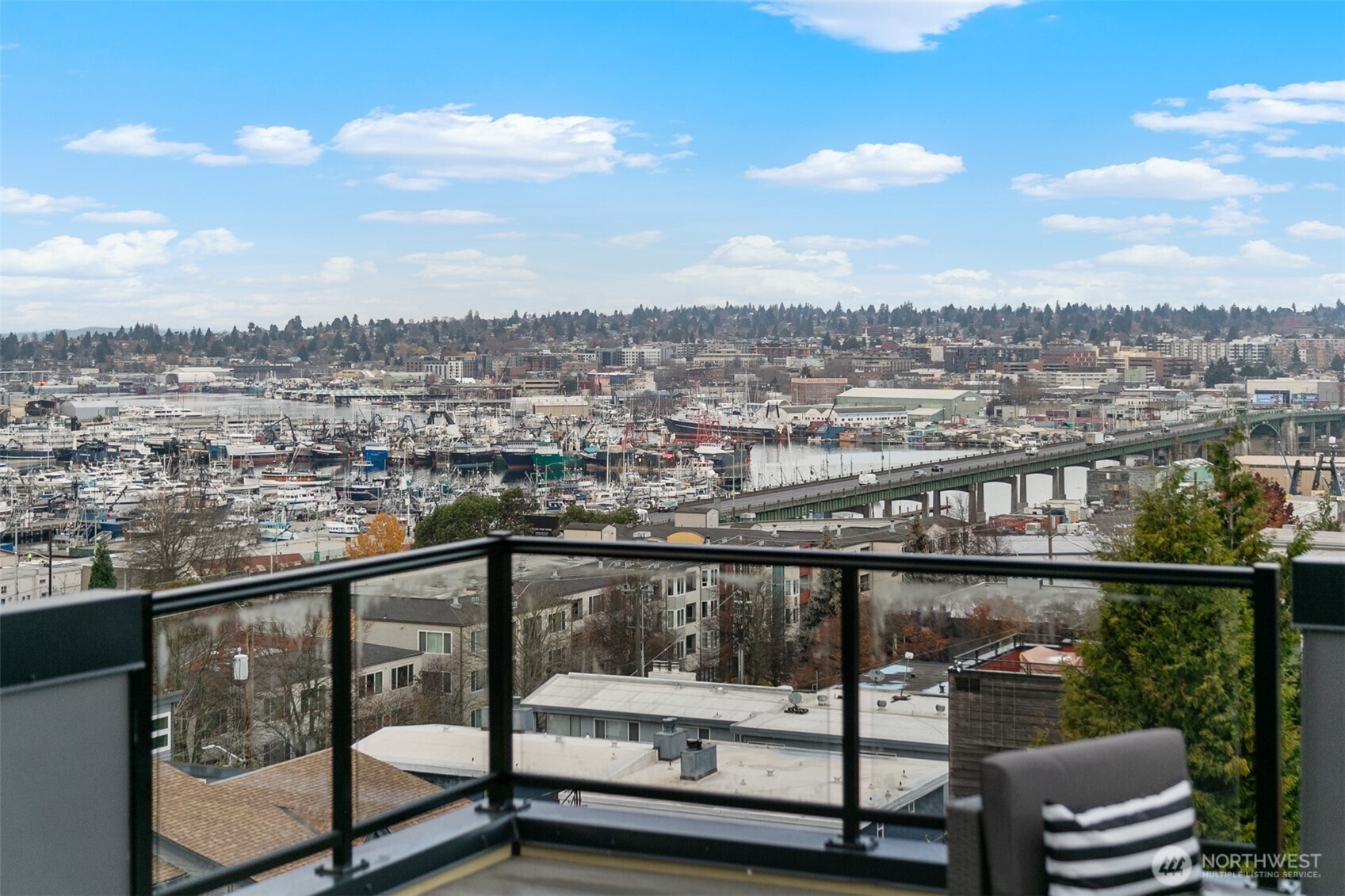 98119 Real Estate Listings Main Image