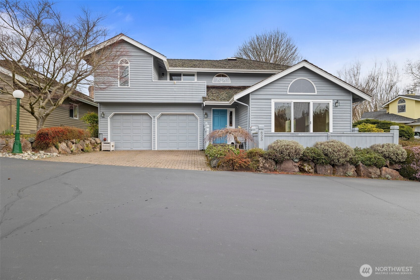 625 Elm Place Property Photo 1