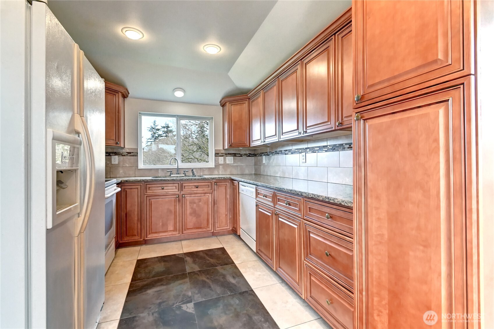 10718 Se 272nd Street Property Photo 9