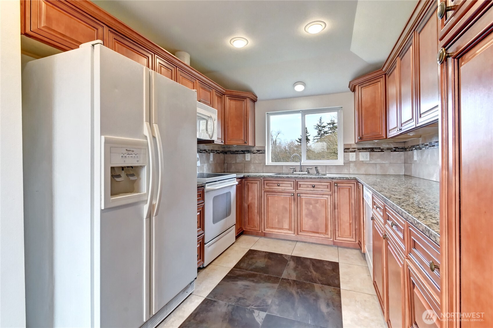 10718 Se 272nd Street Property Photo 10