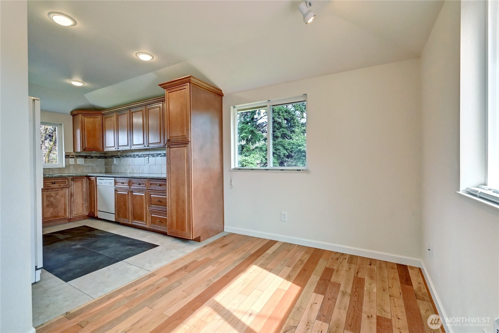 10718 Se 272nd Street Property Photo 11