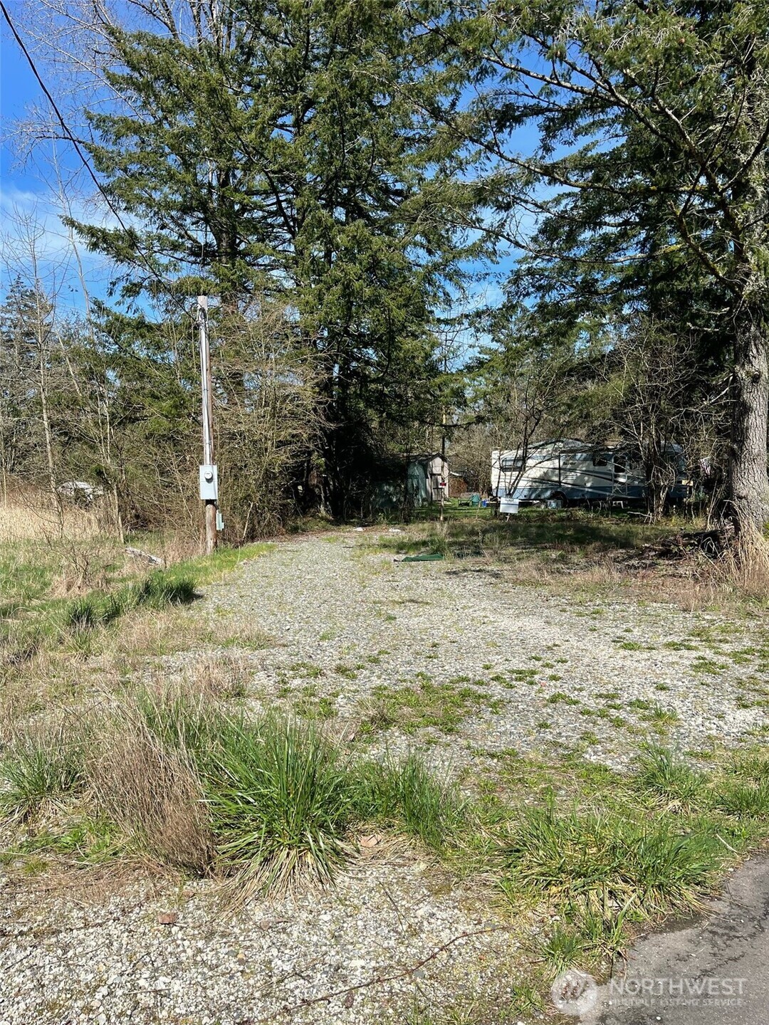 11735 Driver Street Property Photo 8