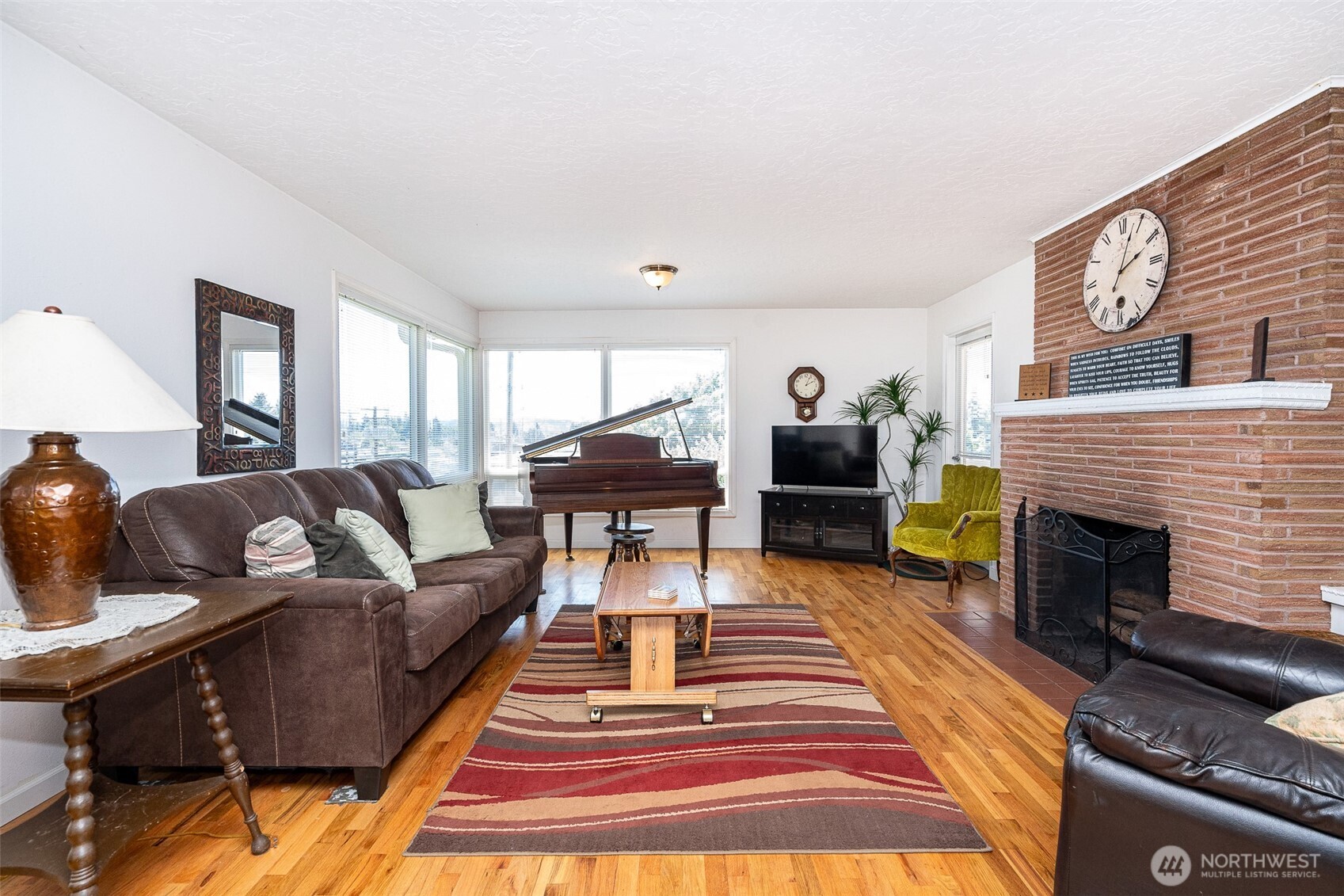 1762 S Market Boulevard Property Photo 7