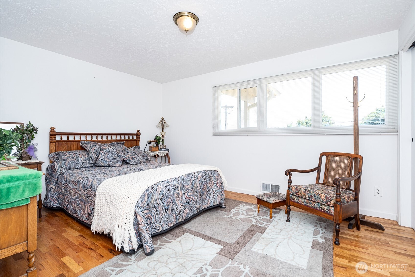 1762 S Market Boulevard Property Photo 13