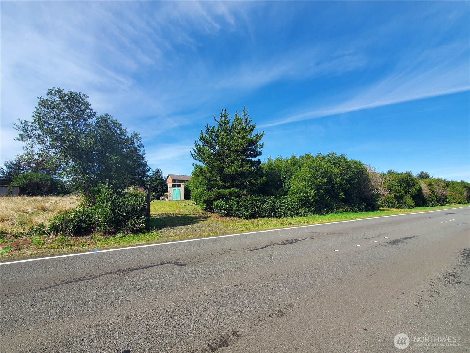 331 Ocean Shores Blvd Property Photo 18