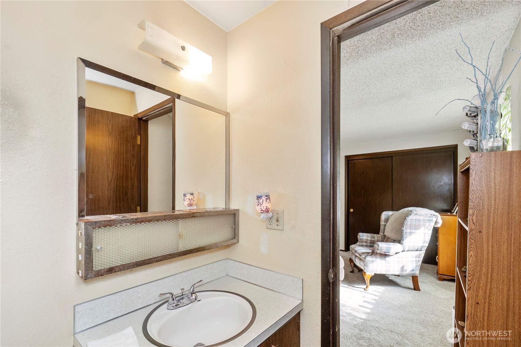 419 Ne Conifer Drive Property Photo 18