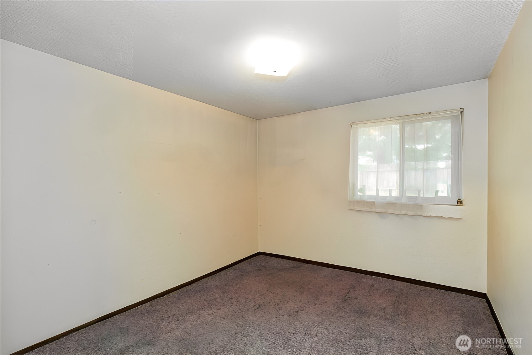 419 Ne Conifer Drive Property Photo 21