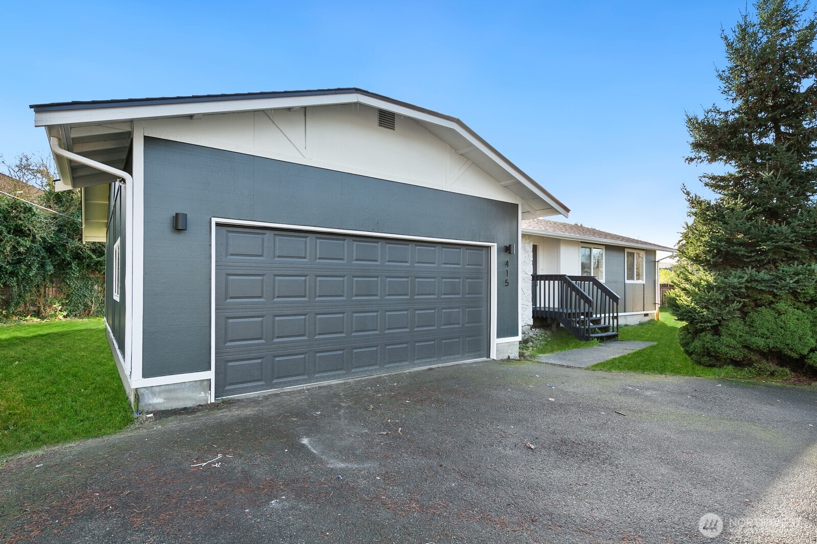 Sumner Real Estate Listings Main Image