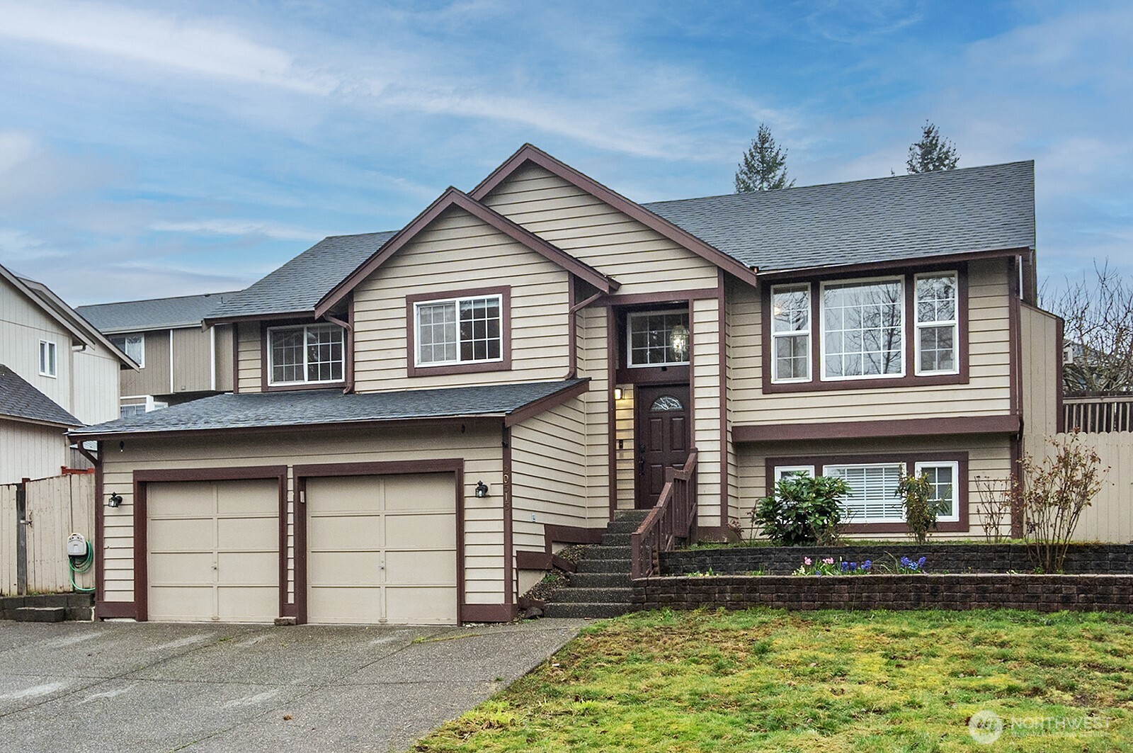Kentridge High Real Estate Listings Main Image
