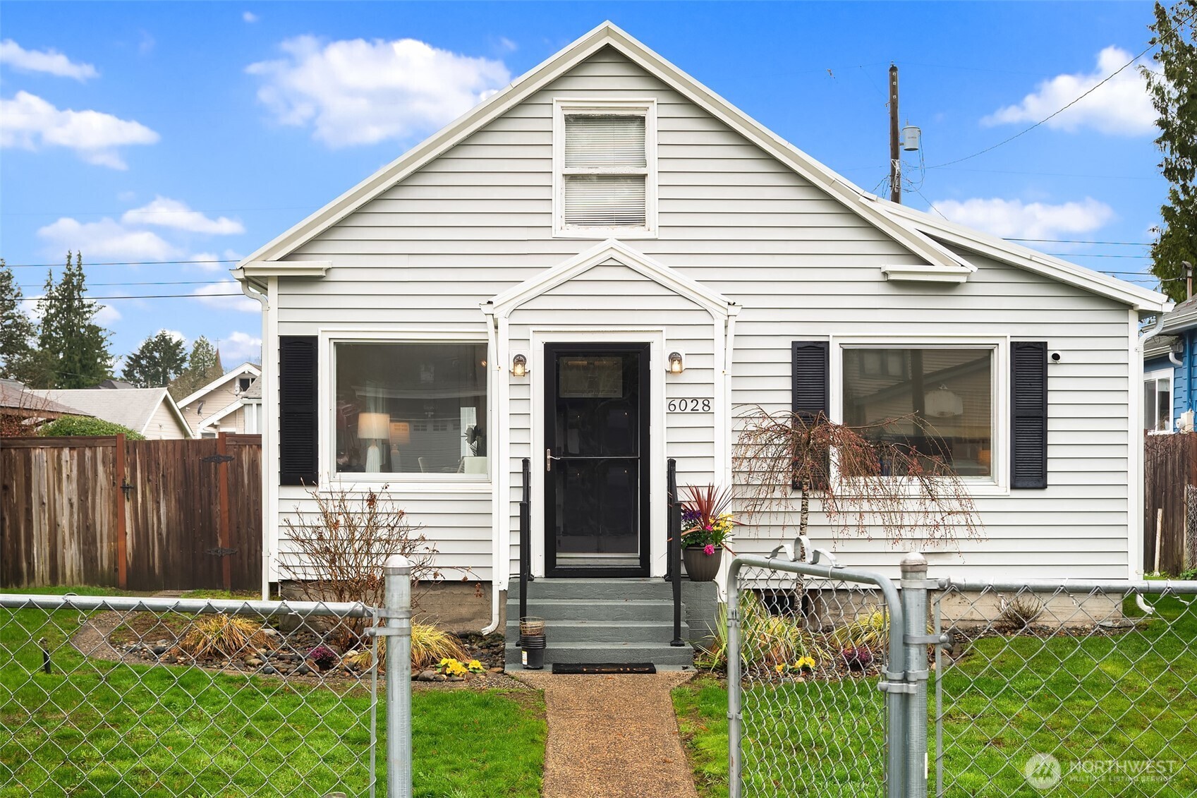 6028 S Alder Street Property Photo