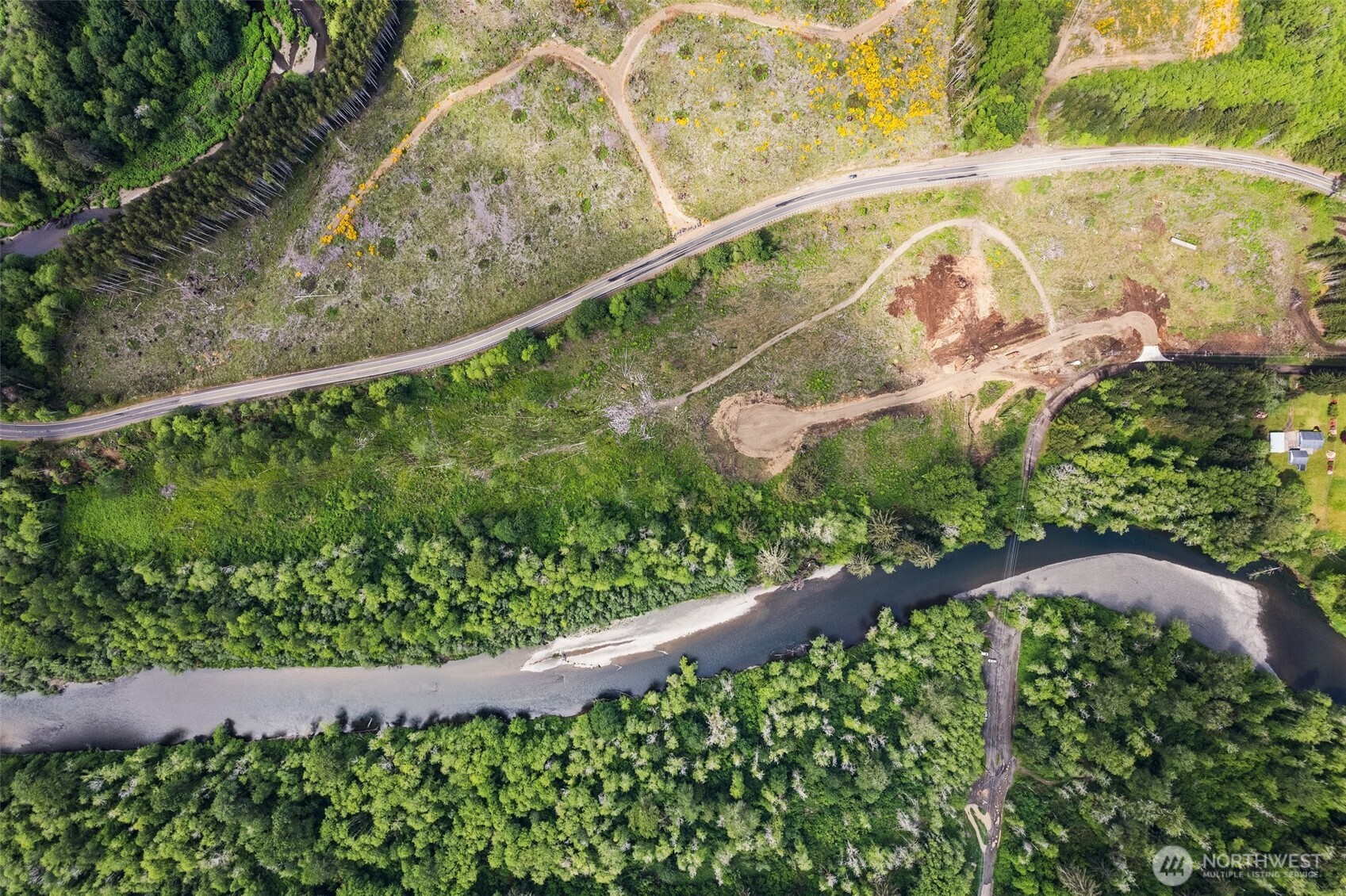 0 10, 30-70 Joy Lane 1, 3-7 Property Photo 6