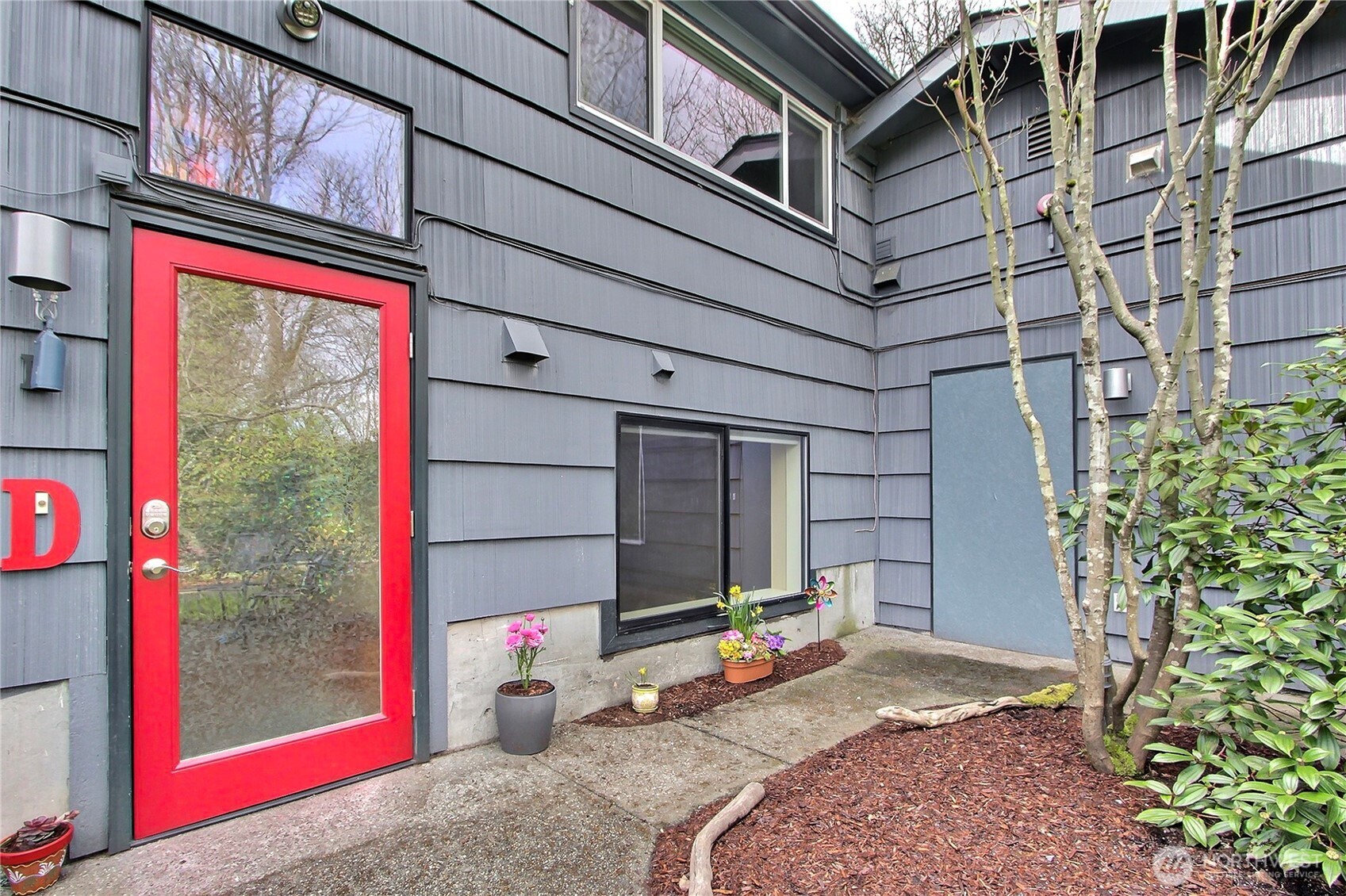 10021 7th Avenue D Property Photo