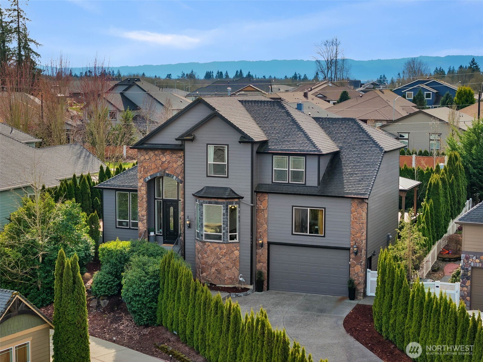 Ridgefield Real Estate Listings Main Image