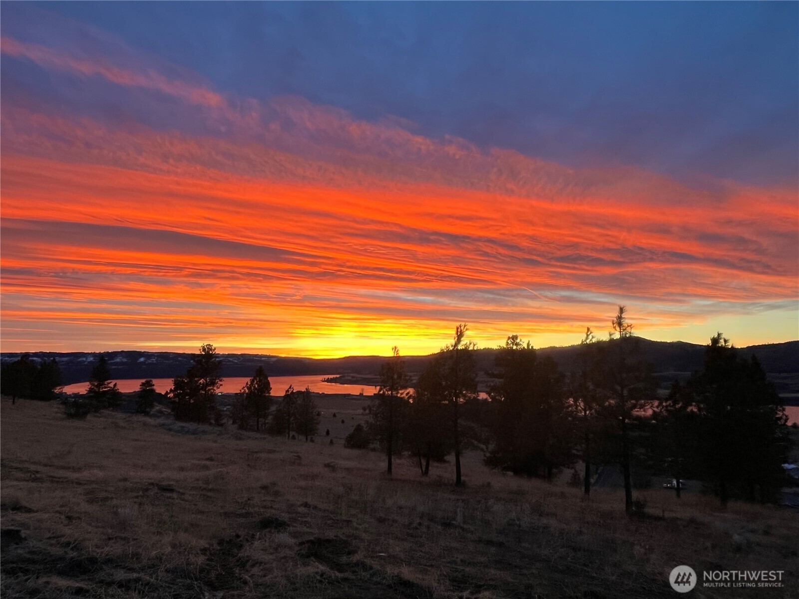 Creston Real Estate Listings Main Image