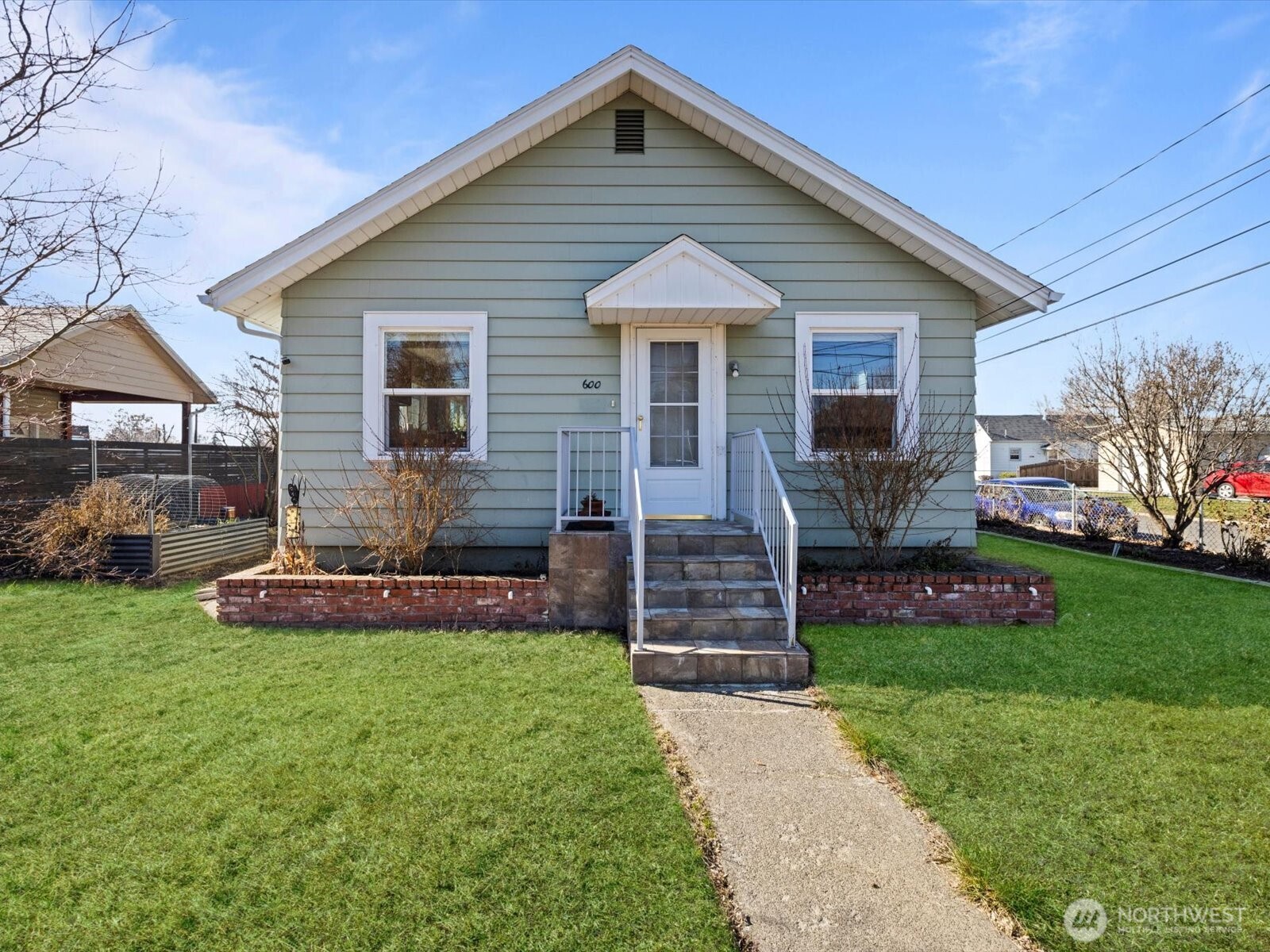600 Chase Avenue Property Photo