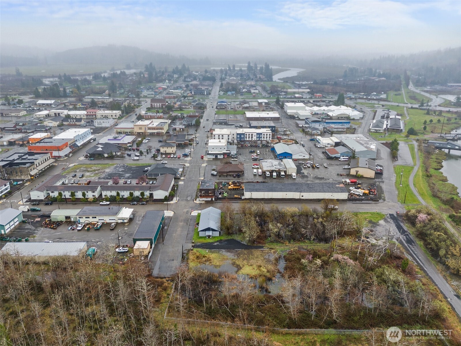 124 Commercial Street Property Photo 4