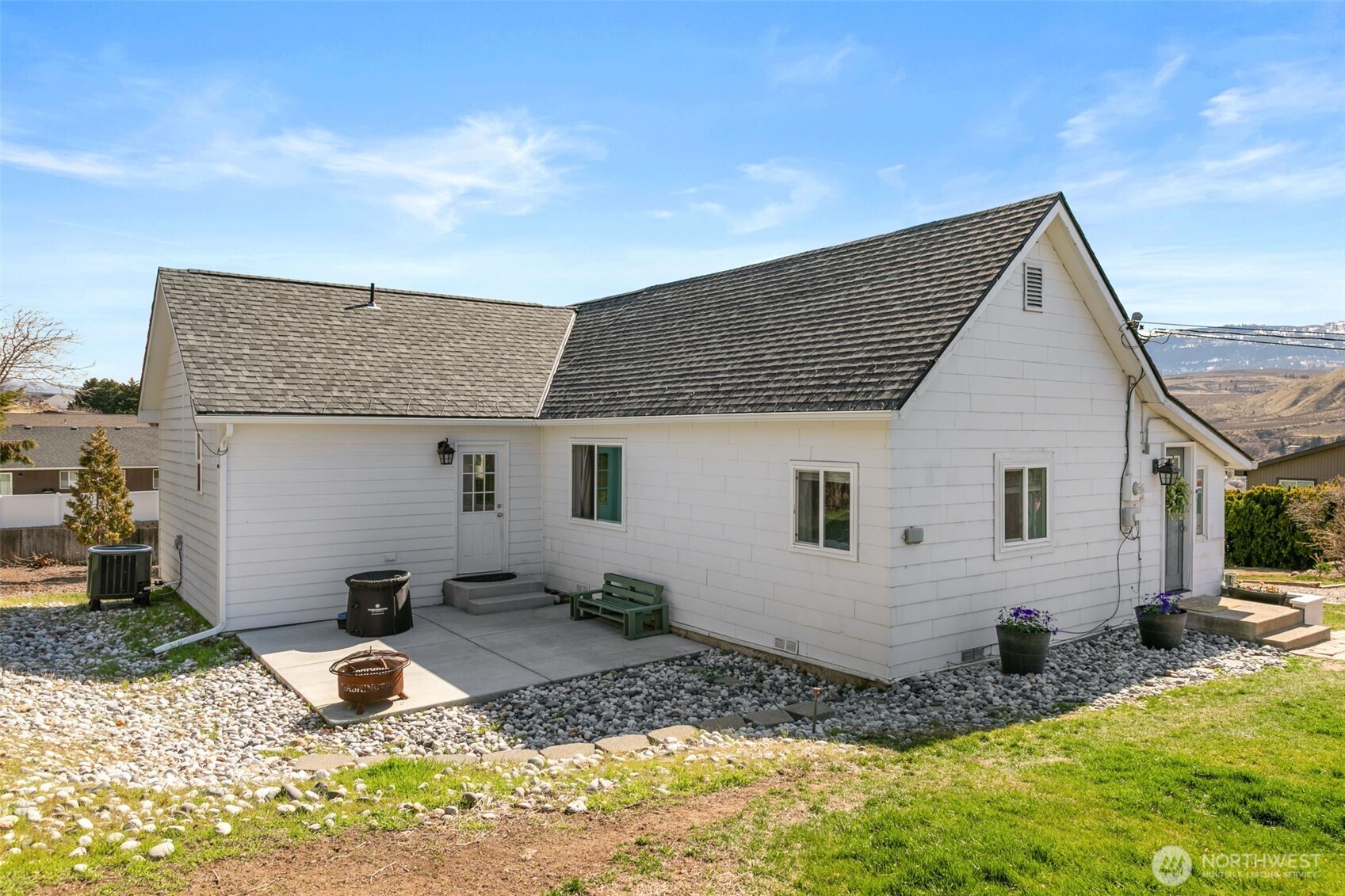 609 S Iowa Avenue Property Photo 36
