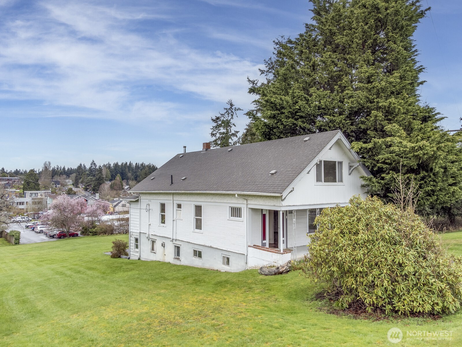 249 Cascade Avenue Property Photo 8