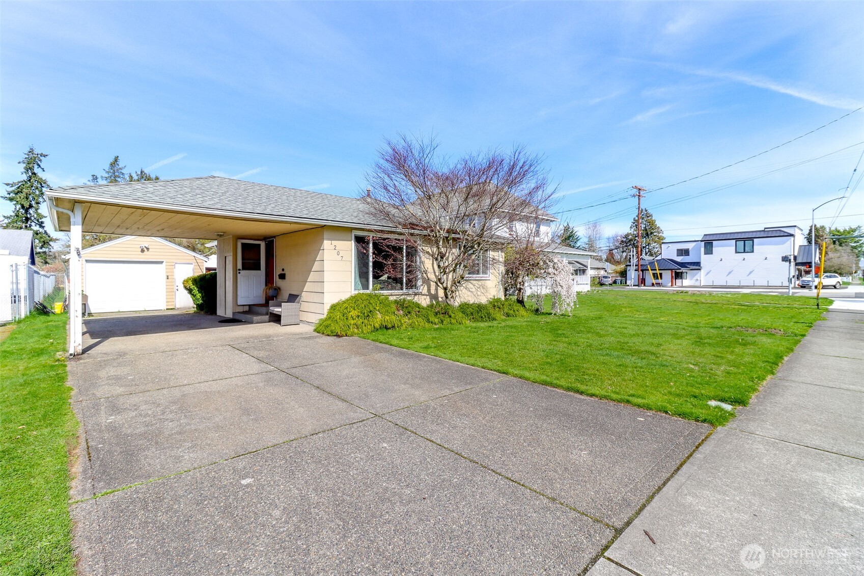 Puyallup High Real Estate Listings Main Image
