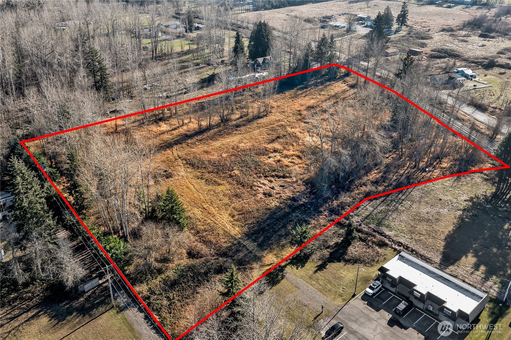 22811 Meridian Avenue Property Photo 6