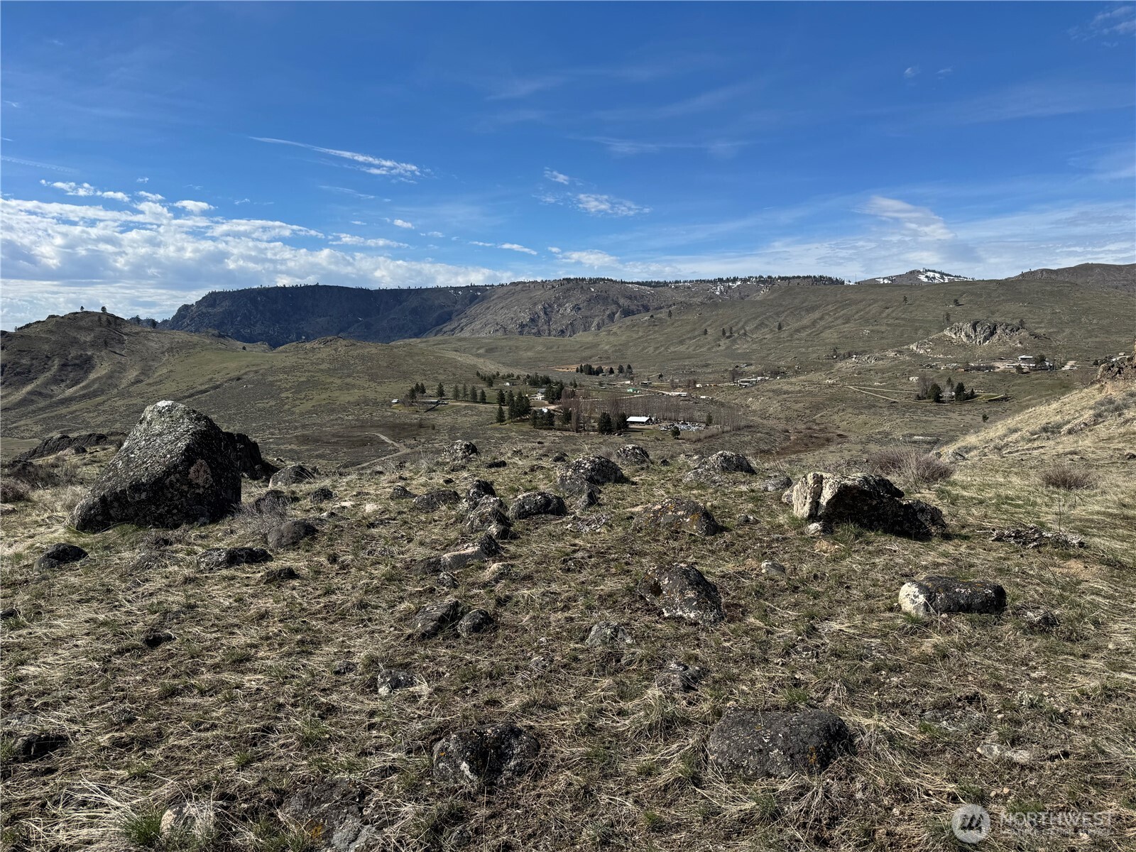35 Gunsmoke Property Photo 7