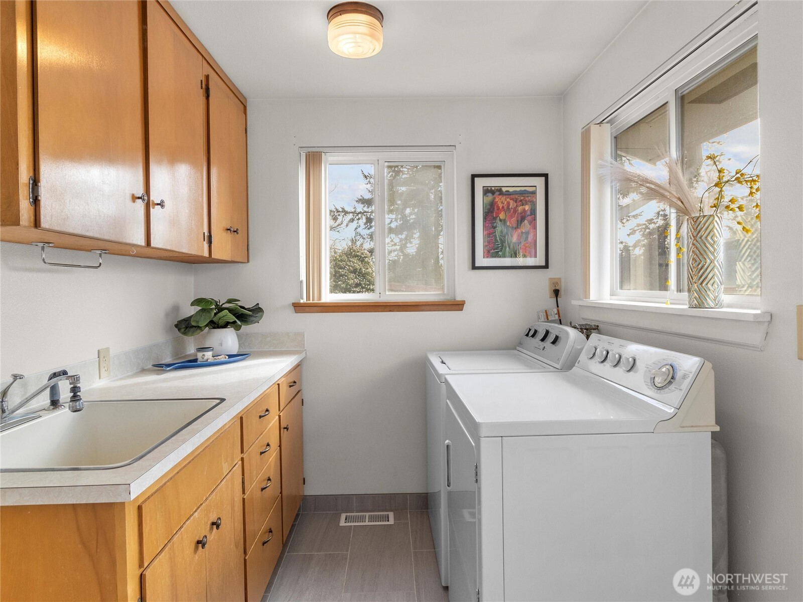 6710 96th Street Property Photo 27