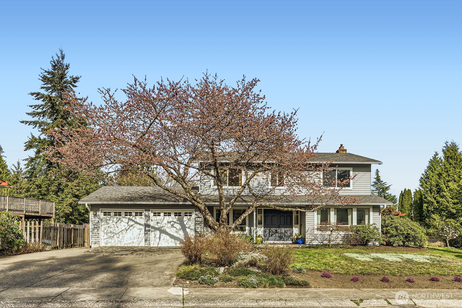 19304 90th Avenue Property Photo