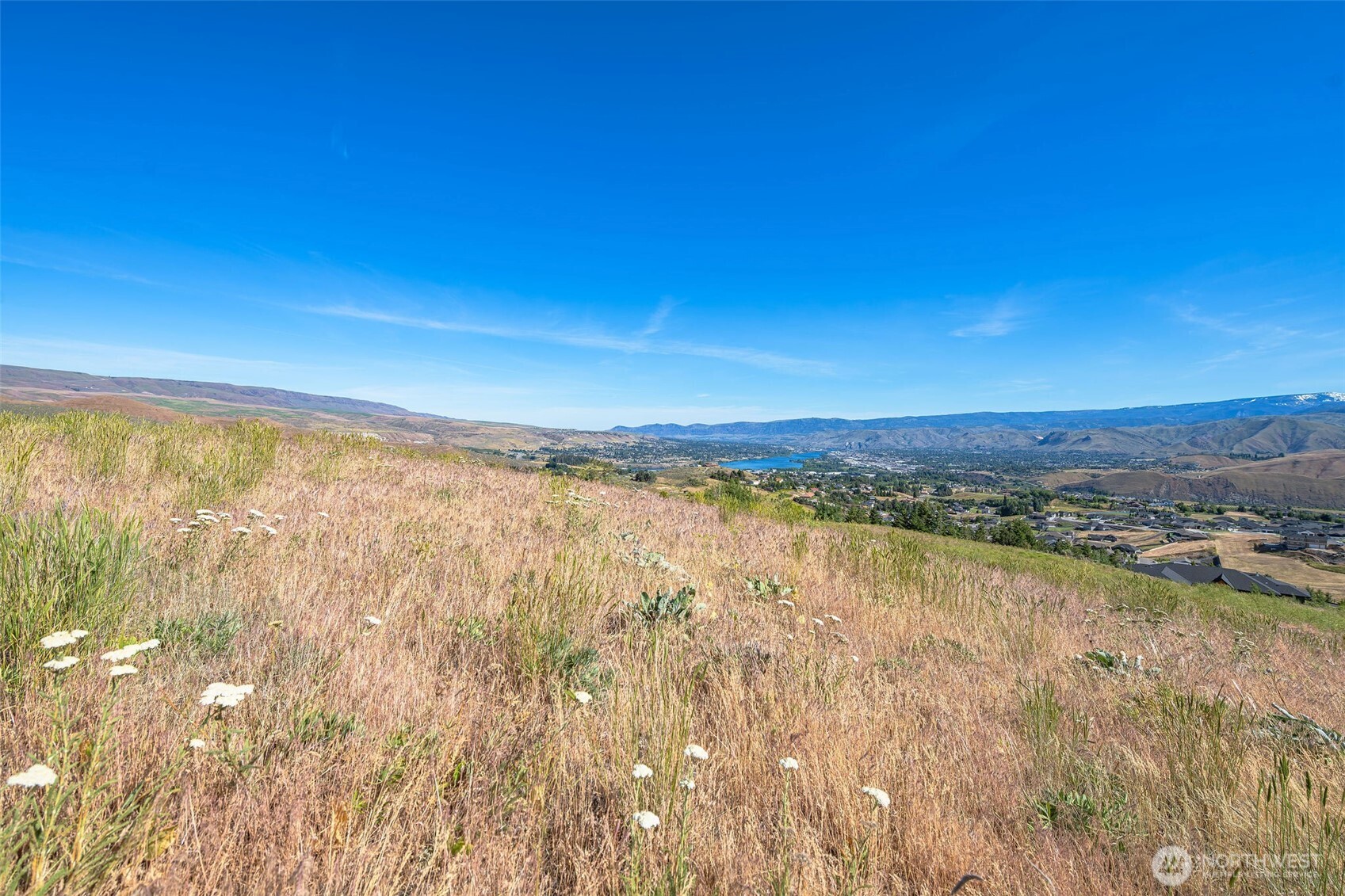 4560 Northridge Drive Property Photo 10
