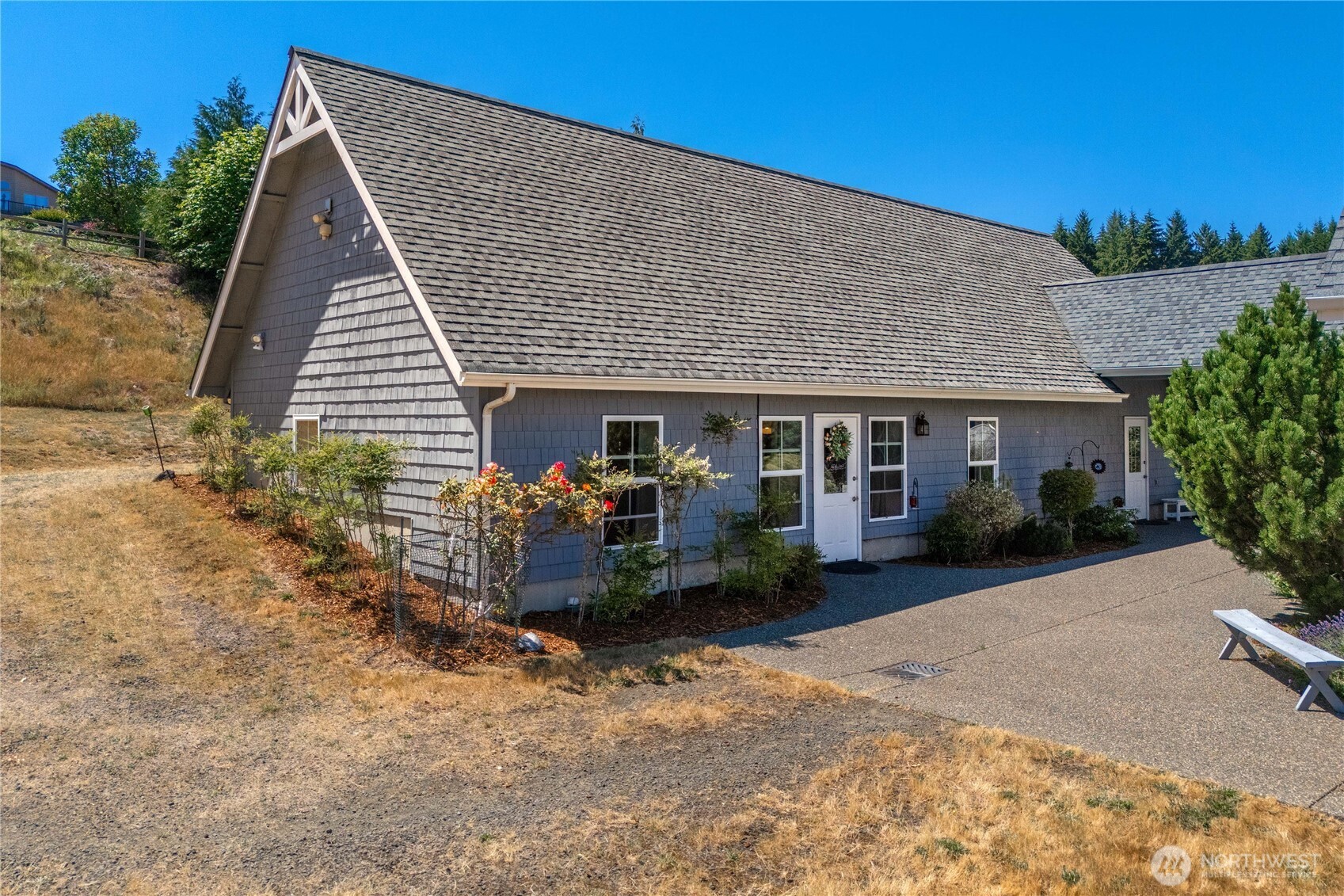 110 E Smith Cove Way Property Photo 37