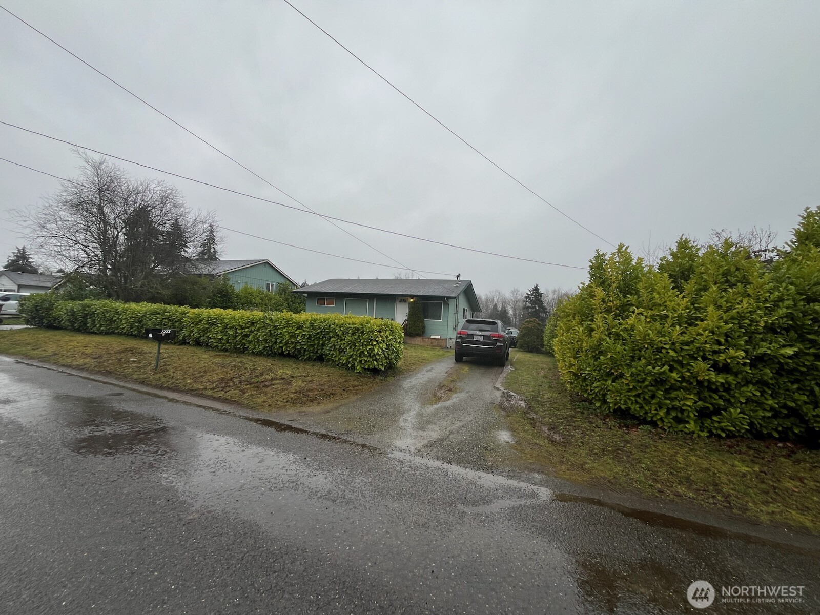 7552 E F Street Property Photo 5