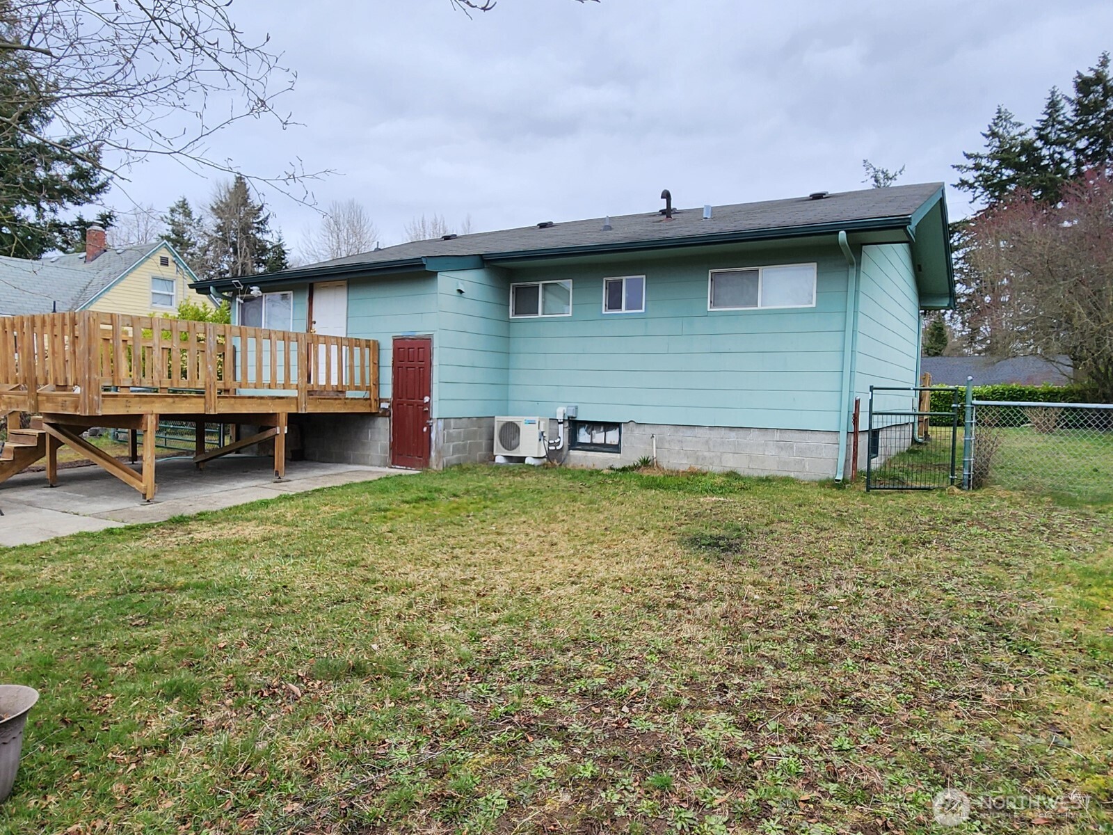 7552 E F Street Property Photo 6