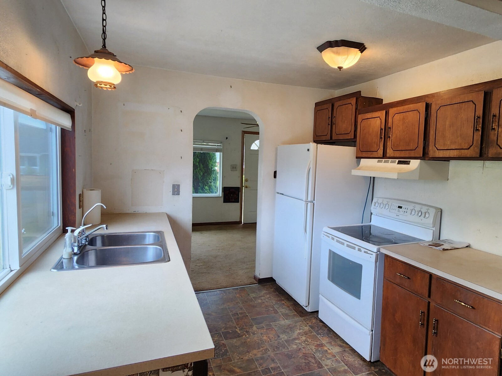 7552 E F Street Property Photo 12