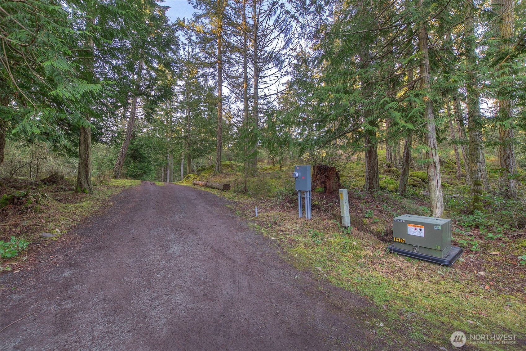 1536 Neck Point Road Property Photo 6