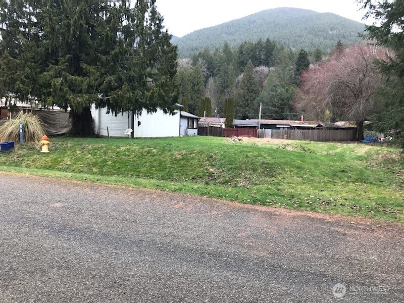 201 Morgan, Lots 96,97 Lane Property Photo