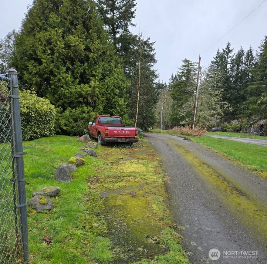 17221 107th Avenue Property Photo 2