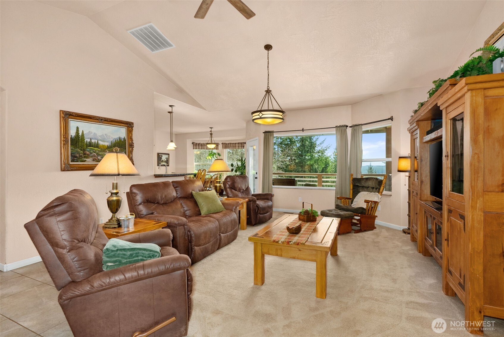 170 Sholes Drive Property Photo 4