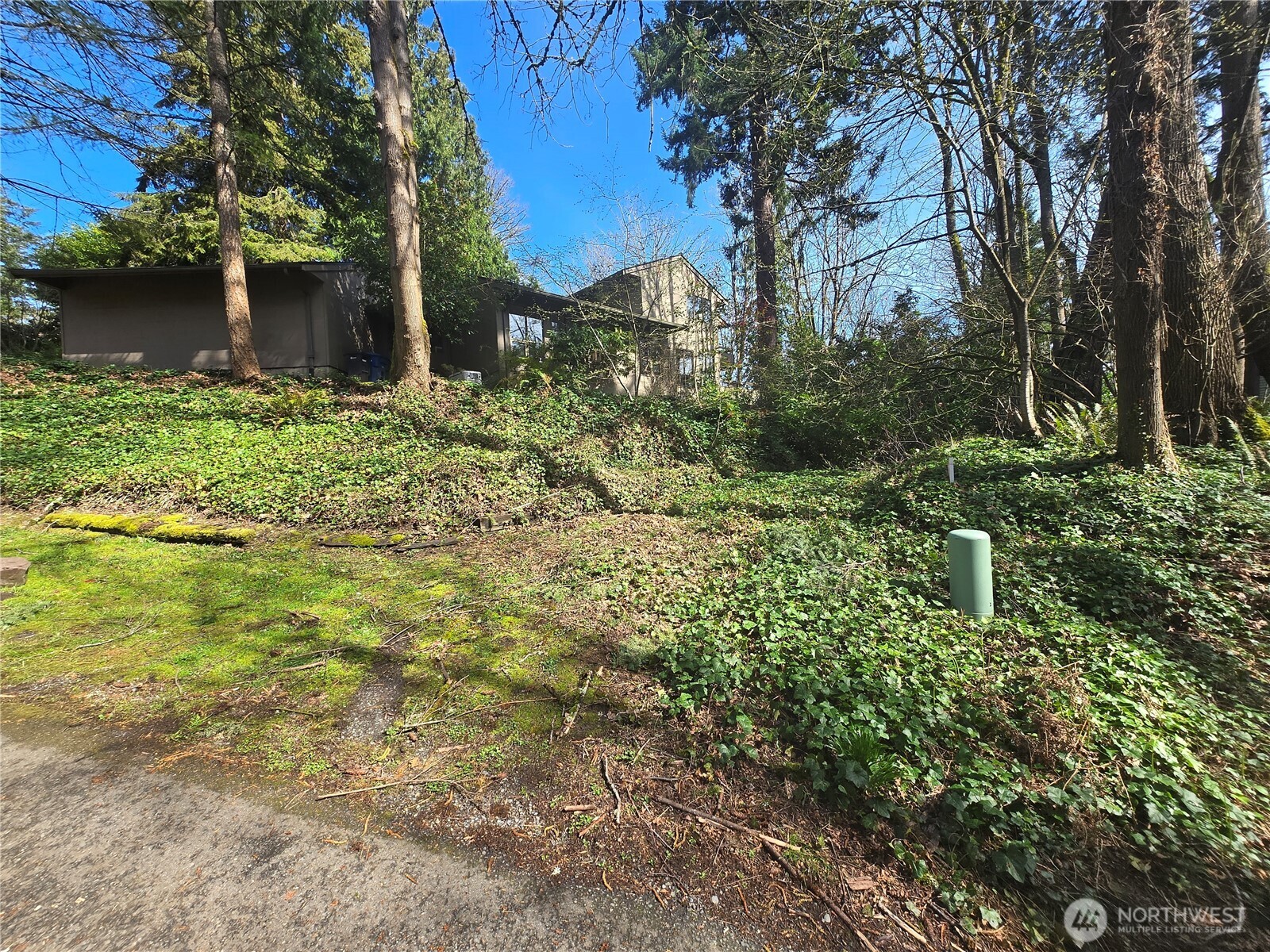 7442 92nd Avenue Property Photo 2
