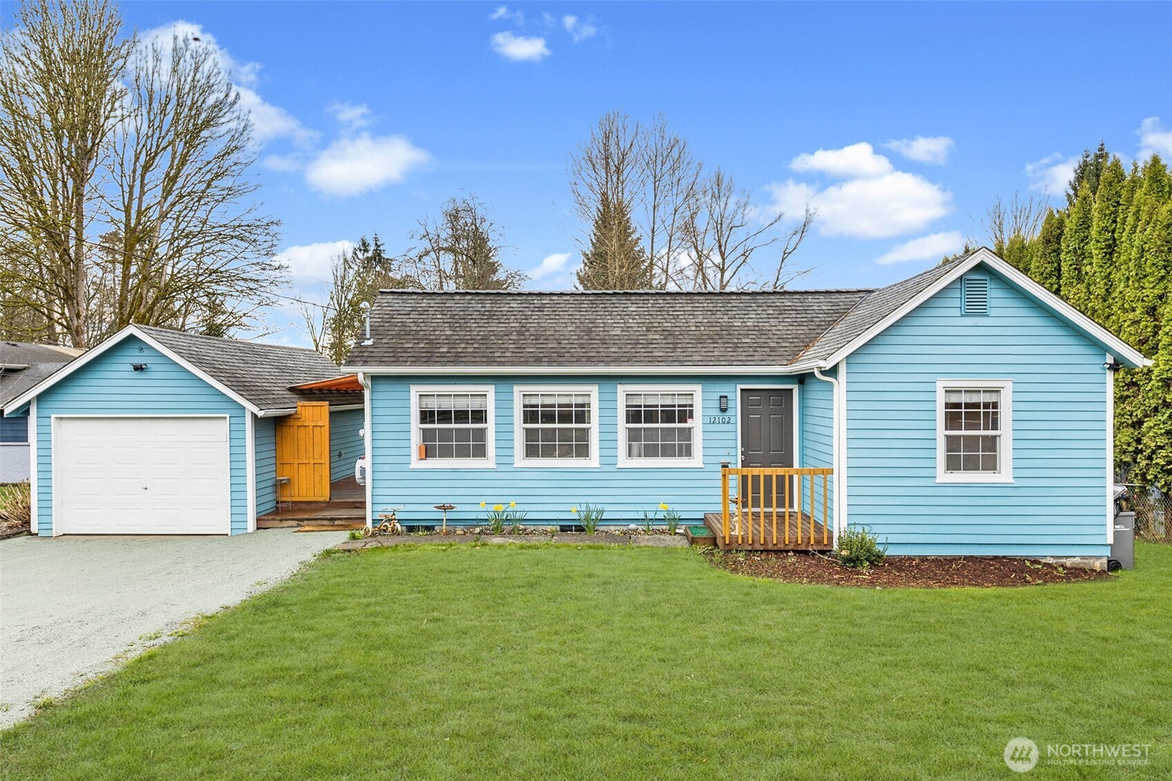 12102 22nd Street Property Photo